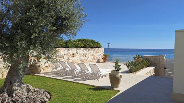 Luxus Villa am Meer im Val di Noto